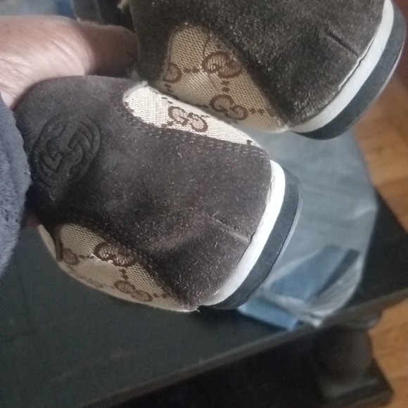 COPY. GUCCI SHOES - Picture 5 of 8